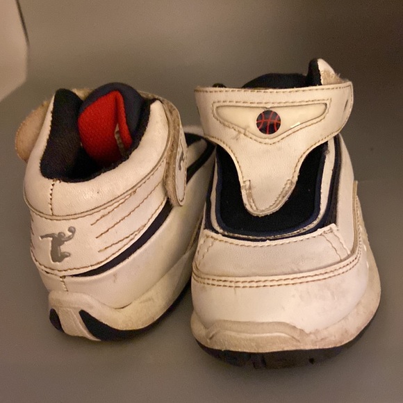 Leather with black fabric and black design - Picture 2 of 3